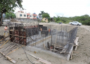 20 por ciento de avance en alcantarillado de Tonsupa