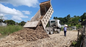 Sector Colinas del Sol recibe intervención de la Municipalidad de Atacames